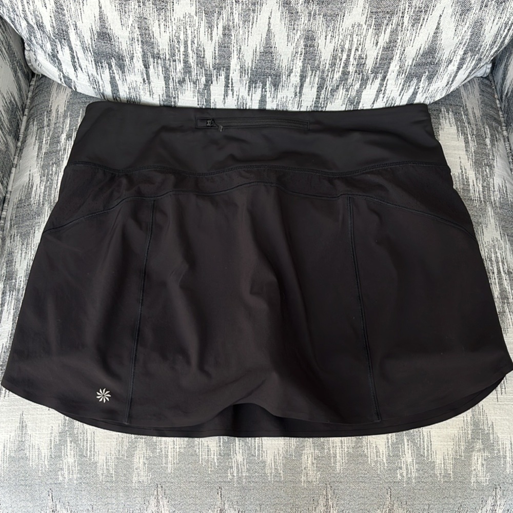 Run with it 14’’ high rise skort